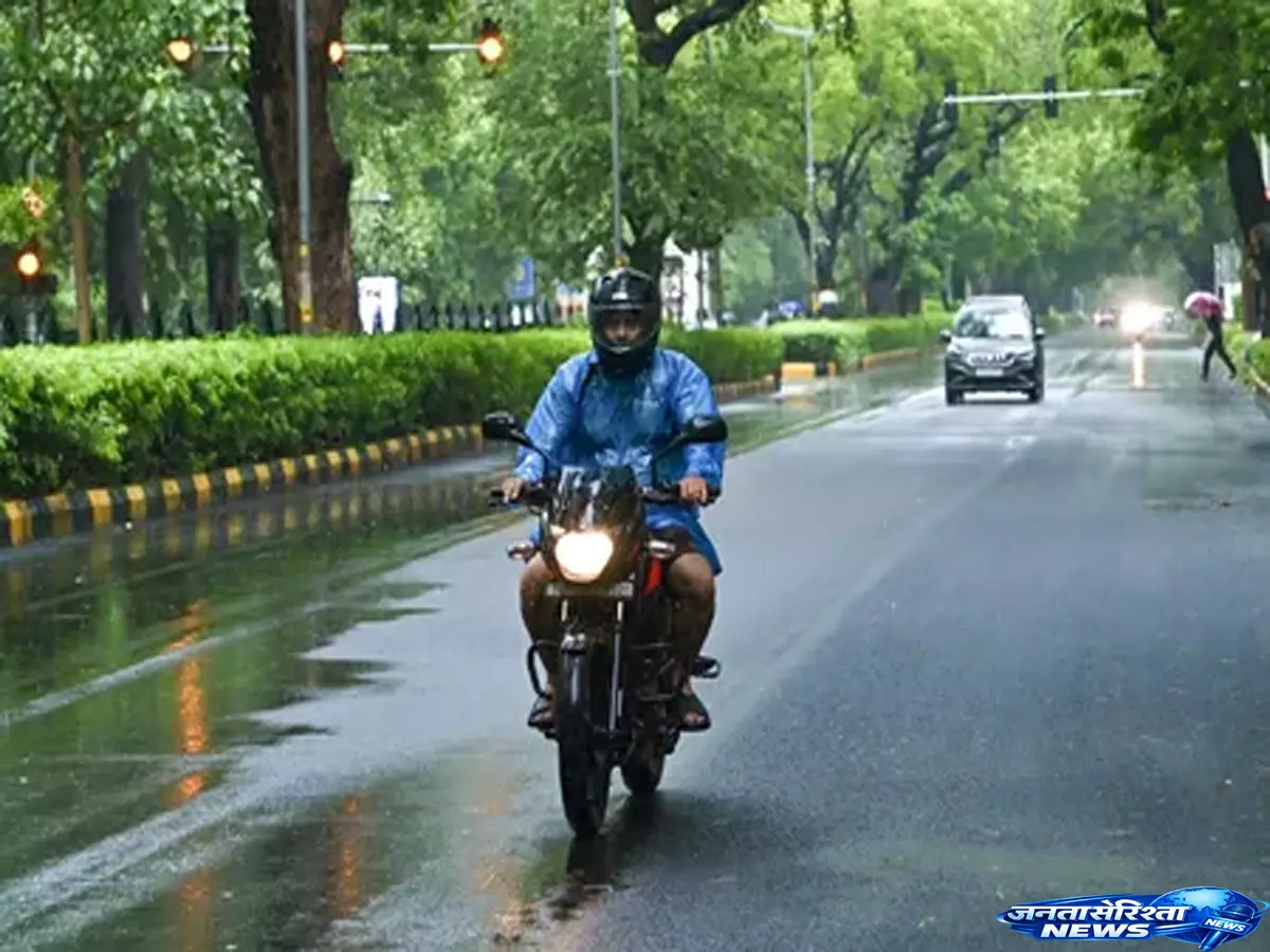 Delhi- -एनसीआर में हॉट एंड ह्यूमिड मौसम, IMD ने चेताया Delhi- -एनसीआर में हॉट एंड ह्यूमिड मौसम, IMD ने चेताया