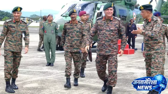 सेना प्रमुख जनरल धीरज सेठ ने पूर्वी कमान के सैन्य ठिकानों का किया दौरा सेना प्रमुख जनरल धीरज सेठ ने पूर्वी कमान के सैन्य ठिकानों का किया दौरा
