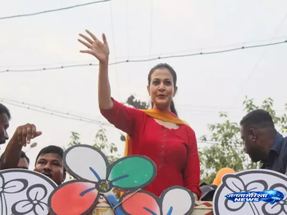 Trinamool कांग्रेस की सांसद कोयल मल्लिक ने दिया इस्तीफा, चर्चाएं तेज Trinamool कांग्रेस की सांसद कोयल मल्लिक ने दिया इस्तीफा, चर्चाएं तेज