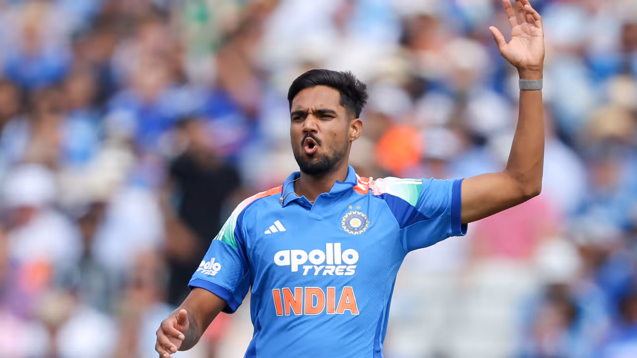 ICC का एक्शन: इंग्लैंड के खिलाफ उल्लंघन पर हरप्रीत बरार को डिमेरिट पॉइंट ICC का एक्शन: इंग्लैंड के खिलाफ उल्लंघन पर हरप्रीत बरार को डिमेरिट पॉइंट