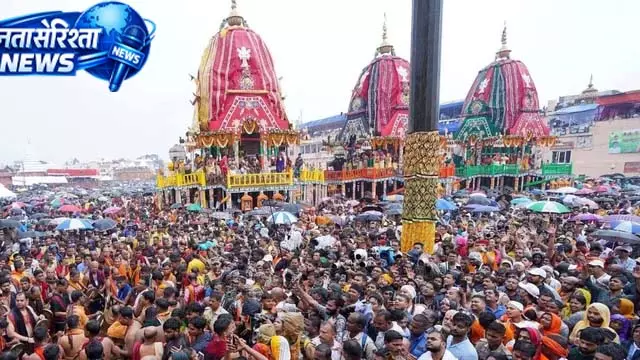 जगन्नाथ रथ यात्रा में भगदड़, श्रद्धालुओं पर टूटा कहर जगन्नाथ रथ यात्रा में भगदड़, श्रद्धालुओं पर टूटा कहर