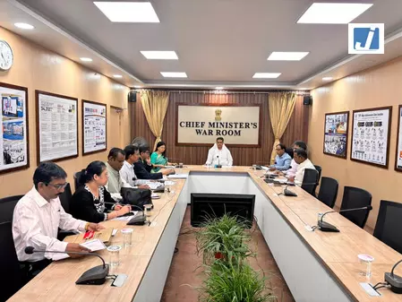 त्रिपुरा सीएम ने जेलों के आधुनिकीकरण की समीक्षा की त्रिपुरा सीएम ने जेलों के आधुनिकीकरण की समीक्षा की