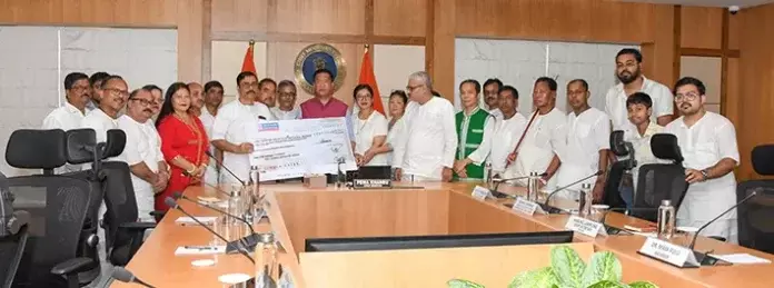 मानवीय पहल: सत्संग ने बाढ़ राहत कार्यों के लिए मुख्यमंत्री राहत कोष में ₹1 करोड़ दिए