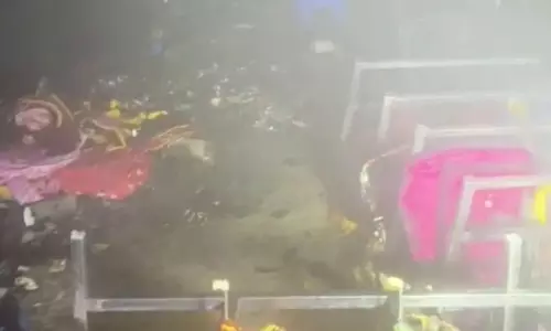 Bhubaneswar के श्रीलेदर्स शोरूम में भीषण आग Bhubaneswar के श्रीलेदर्स शोरूम में भीषण आग