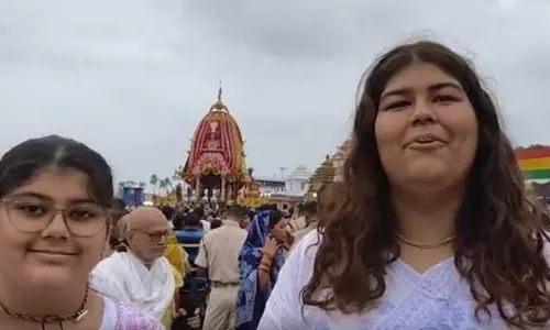 पुरी रथ यात्रा का दूसरा दिन : श्रद्धालुओं ने कहा-शब्दों में नहीं बता सकते यह अनुभव पुरी रथ यात्रा का दूसरा दिन : श्रद्धालुओं ने कहा-शब्दों में नहीं बता सकते यह अनुभव