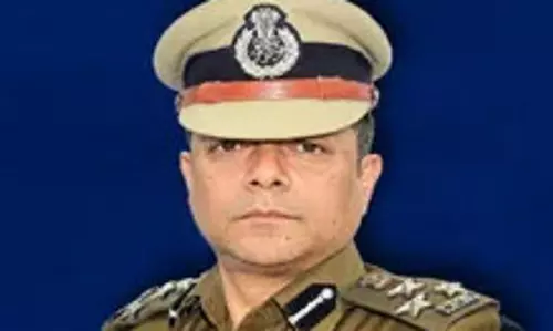 IPS अनुराग कुमार बने दिल्ली के नए पुलिस कमिश्नर, सतीश गोलचा की जगह संभालेंगे जिम्मेदारी IPS अनुराग कुमार बने दिल्ली के नए पुलिस कमिश्नर, सतीश गोलचा की जगह संभालेंगे जिम्मेदारी