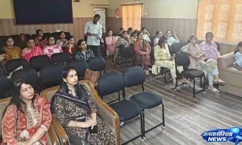 करनाल कॉलेज में महिला आर्थिक सशक्तिकरण कार्यक्रम आयोजित करनाल कॉलेज में महिला आर्थिक सशक्तिकरण कार्यक्रम आयोजित