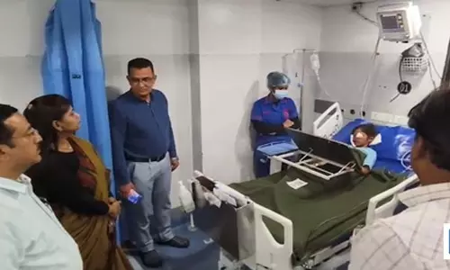आवारा कुत्ते के हमले से 9 साल की बच्ची घायल, चेहरे पर गंभीर चोटें आवारा कुत्ते के हमले से 9 साल की बच्ची घायल, चेहरे पर गंभीर चोटें