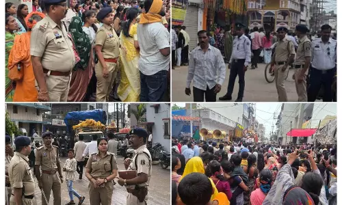 पुलिस की चप्पे-चप्पे पर रही सतर्क निगरानी, भगवान जगन्नाथ रथयात्रा शांतिपूर्ण ढंग से संपन्न पुलिस की चप्पे-चप्पे पर रही सतर्क निगरानी, भगवान जगन्नाथ रथयात्रा शांतिपूर्ण ढंग से संपन्न