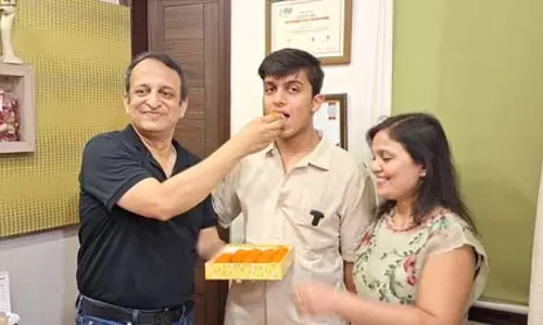 नीट यूजी 2026: ऑल इंडिया रैंक-1 हासिल करने वाले आर्यन गुप्ता ने बताया सफलता का मंत्र, भाई को बताया रोल मॉडल नीट यूजी 2026: ऑल इंडिया रैंक-1 हासिल करने वाले आर्यन गुप्ता ने बताया सफलता का मंत्र, भाई को बताया रोल मॉडल