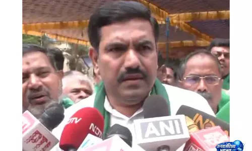 बिदादी टाउनशिप विवाद पर कर्नाटक BJP का प्रदर्शन, शिवकुमार पर हमला