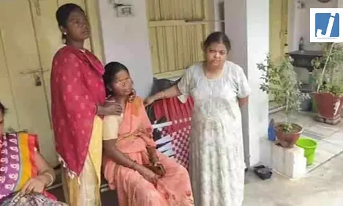 पति से वीडियो कॉल के बाद पत्नी ने की आत्महत्या, जानें क्या हुआ था?