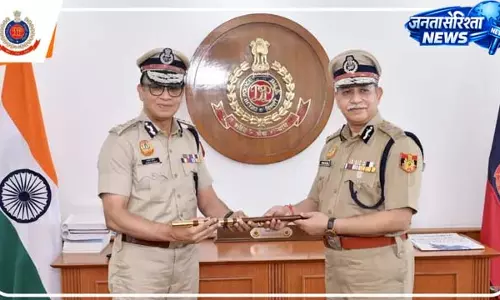 सतीश गोलछा की जगह अनुराग कुमार क्यों? फैसले के पीछे की कहानी सतीश गोलछा की जगह अनुराग कुमार क्यों? फैसले के पीछे की कहानी