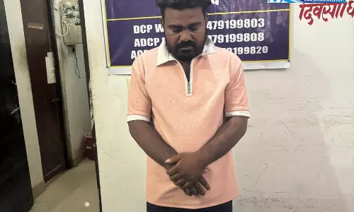 अमलीडीह के घर में हुई लाखों की चोरी का खुलासा, 4 गिरफ्तार अमलीडीह के घर में हुई लाखों की चोरी का खुलासा, 4 गिरफ्तार