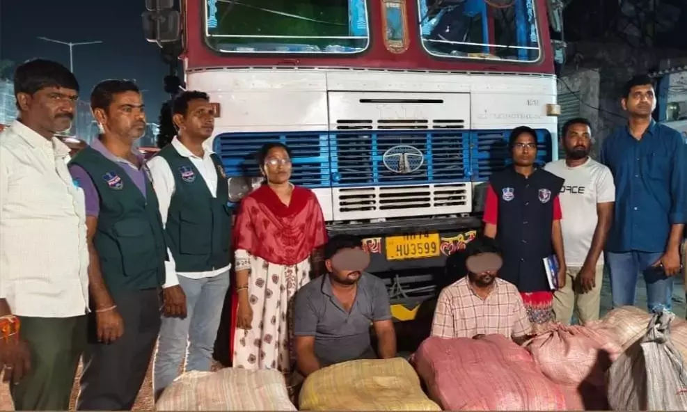 Telangana: 1.18 करोड़ रुपये की कीमत का गांजा ज़ब्त, दो लोग गिरफ़्तार