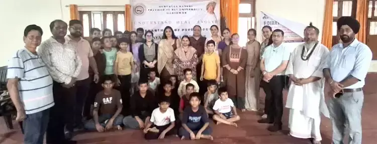Haridwar: अनाथालय में मानसिक स्वास्थ्य पर जागरूकता अभियान, बच्चों को किया गया प्रेरित Haridwar: अनाथालय में मानसिक स्वास्थ्य पर जागरूकता अभियान, बच्चों को किया गया प्रेरित