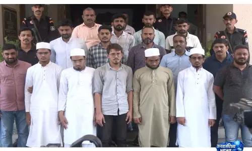 JeM आतंकी मॉड्यूल केस में गुजरात ATS की बड़ी कार्रवाई, 5 गिरफ्तार JeM आतंकी मॉड्यूल केस में गुजरात ATS की बड़ी कार्रवाई, 5 गिरफ्तार