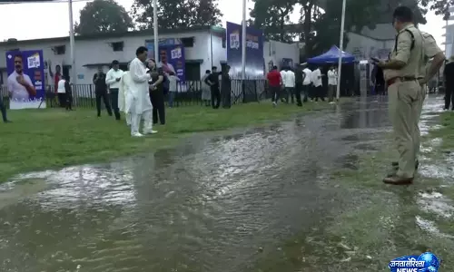 Dehradun में राहुल गांधी के कार्यक्रम में छात्रों का उत्साह बरकरार Dehradun में राहुल गांधी के कार्यक्रम में छात्रों का उत्साह बरकरार