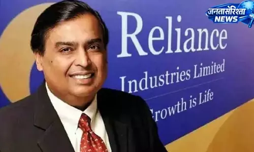 रिलायंस का मुनाफा 22% घटा, रेवेन्यू में 25% उछाल रिलायंस का मुनाफा 22% घटा, रेवेन्यू में 25% उछाल
