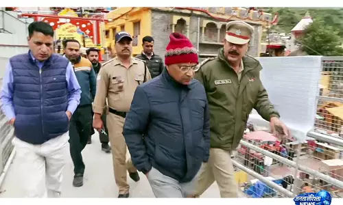 दान गड़बड़ी केस में SIT की कार्रवाई, पूर्व अधिकारी पर शिकंजा दान गड़बड़ी केस में SIT की कार्रवाई, पूर्व अधिकारी पर शिकंजा