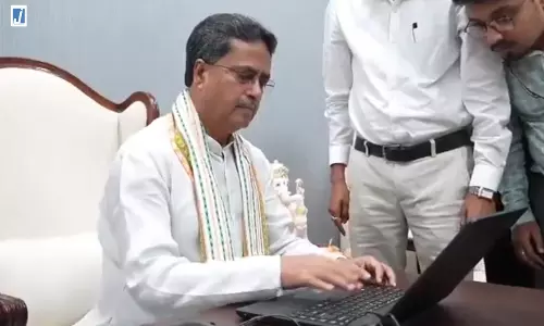 मुख्यमंत्री माणिक साहा ने जनगणना-2027 के ऑनलाइन सेल्फ-एन्यूमरेशन में लिया हिस्सा मुख्यमंत्री माणिक साहा ने जनगणना-2027 के ऑनलाइन सेल्फ-एन्यूमरेशन में लिया हिस्सा