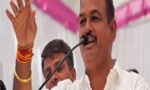 MP कांग्रेस में अंदरूनी विवाद तेज, भेरूसिंह के आरोपों से सियासत गरम MP कांग्रेस में अंदरूनी विवाद तेज, भेरूसिंह के आरोपों से सियासत गरम