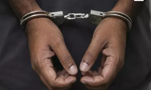 बद्रीनाथ धाम थाली भेंट अनियमितता मामले में विशेष जांच दल की बड़ी कार्रवाई, एक और आरोपी गिरफ्तार बद्रीनाथ धाम थाली भेंट अनियमितता मामले में विशेष जांच दल की बड़ी कार्रवाई, एक और आरोपी गिरफ्तार