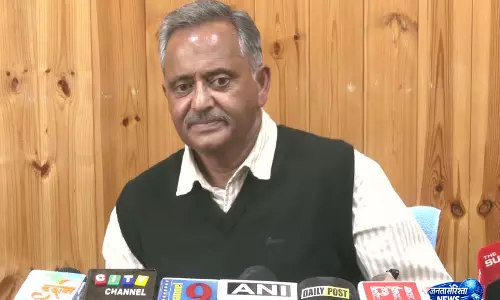 हाइड्रोजन ट्रेन योजना को हिमाचल का समर्थन, CM सुक्खू के सलाहकार ने सराहा हाइड्रोजन ट्रेन योजना को हिमाचल का समर्थन, CM सुक्खू के सलाहकार ने सराहा