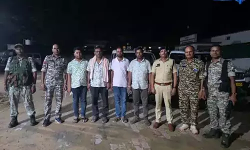 बलरामपुर पुलिस और STF भुवनेश्वर की बड़ी कार्रवाई, 16 करोड़ के गांजा तस्करी नेटवर्क का भंडाफोड़ बलरामपुर पुलिस और STF भुवनेश्वर की बड़ी कार्रवाई, 16 करोड़ के गांजा तस्करी नेटवर्क का भंडाफोड़