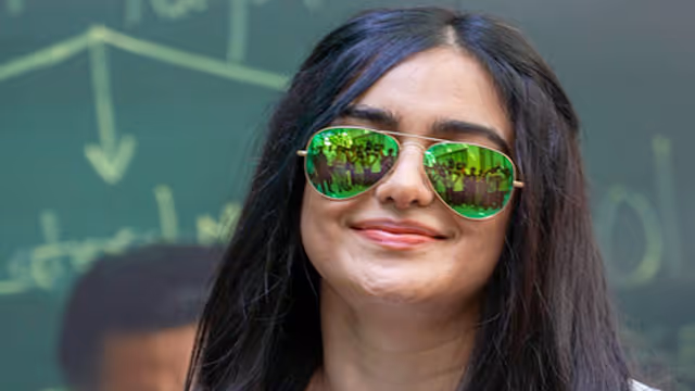 Adah Sharma: रियल स्टोरी को बढ़ा-चढ़ाकर दिखाना जरूरी नहीं Adah Sharma: रियल स्टोरी को बढ़ा-चढ़ाकर दिखाना जरूरी नहीं