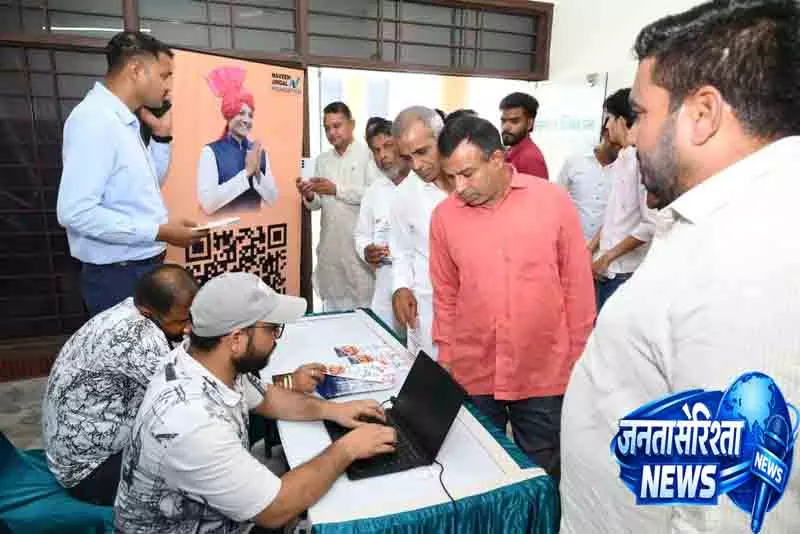 Kurukshetra फसल नुकसान रोकने किसानों को दी गई ट्रेनिंग Kurukshetra फसल नुकसान रोकने किसानों को दी गई ट्रेनिंग