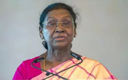 राष्ट्रपति द्रौपदी मुर्मु का तीन देशों का राजकीय दौरा, 19 से 25 जुलाई तक मोल्दोवा, उत्तरी मैसेडोनिया और रोमानिया की करेंगी यात्रा राष्ट्रपति द्रौपदी मुर्मु का तीन देशों का राजकीय दौरा, 19 से 25 जुलाई तक मोल्दोवा, उत्तरी मैसेडोनिया और रोमानिया की करेंगी यात्रा