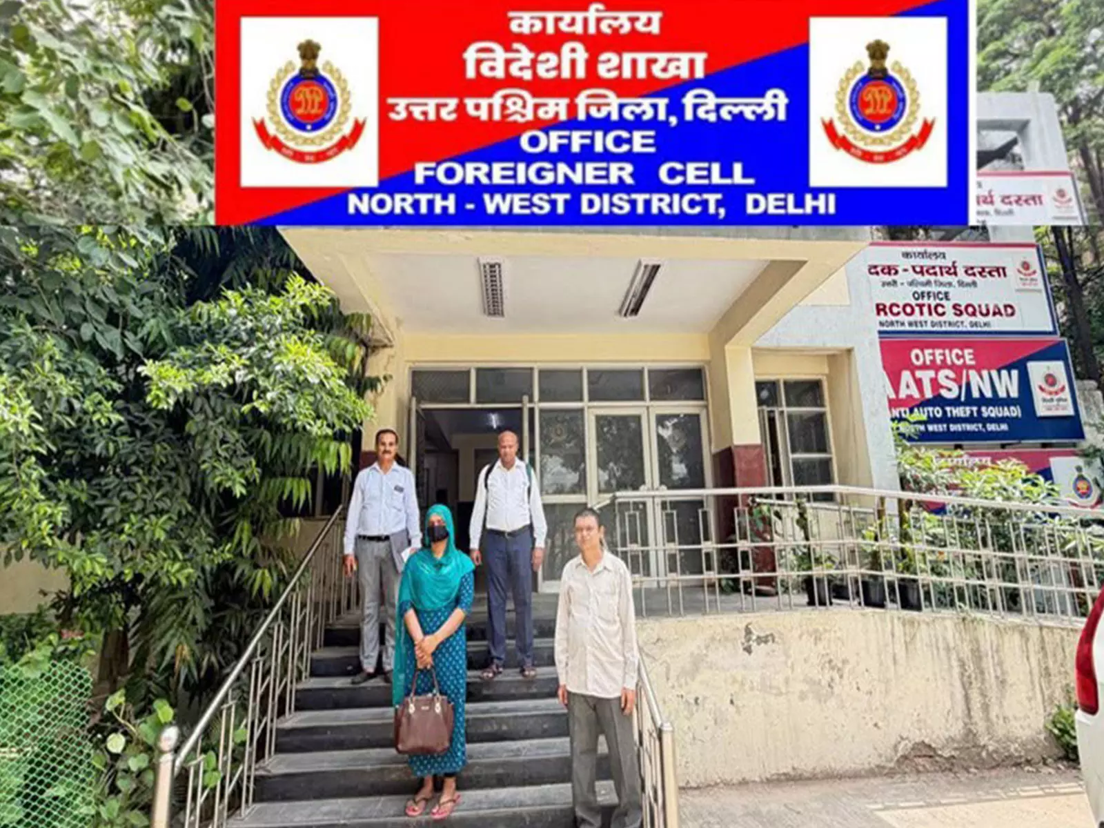 Delhi पुलिस ने ट्रांसजेंडर के भेष में अवैध बांग्लादेशी नागरिक को पकड़ा