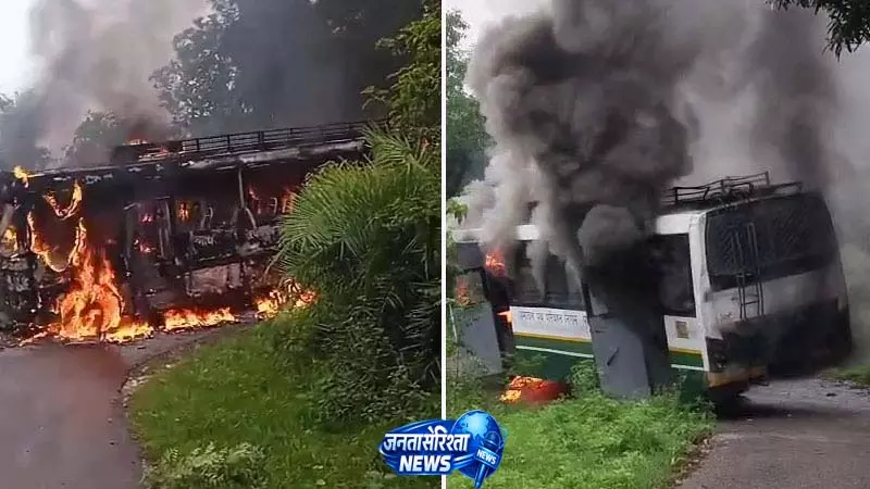धीरा में चलती HRTC बस भस्म, अंदर थी 10 से 12 सवारियां धीरा में चलती HRTC बस भस्म, अंदर थी 10 से 12 सवारियां