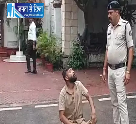 एसपी ऑफिस से नामी बदमाश अरेस्ट, जानिए पूरा माजरा एसपी ऑफिस से नामी बदमाश अरेस्ट, जानिए पूरा माजरा