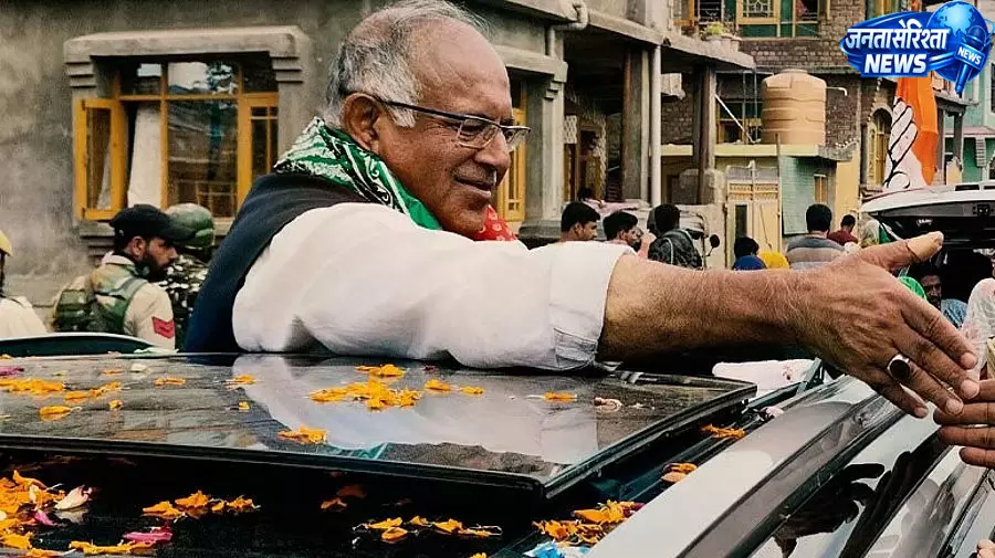 राज्य का दर्जा बहाली की मांग, कांग्रेस उतरेगी NC के प्रदर्शन में राज्य का दर्जा बहाली की मांग, कांग्रेस उतरेगी NC के प्रदर्शन में