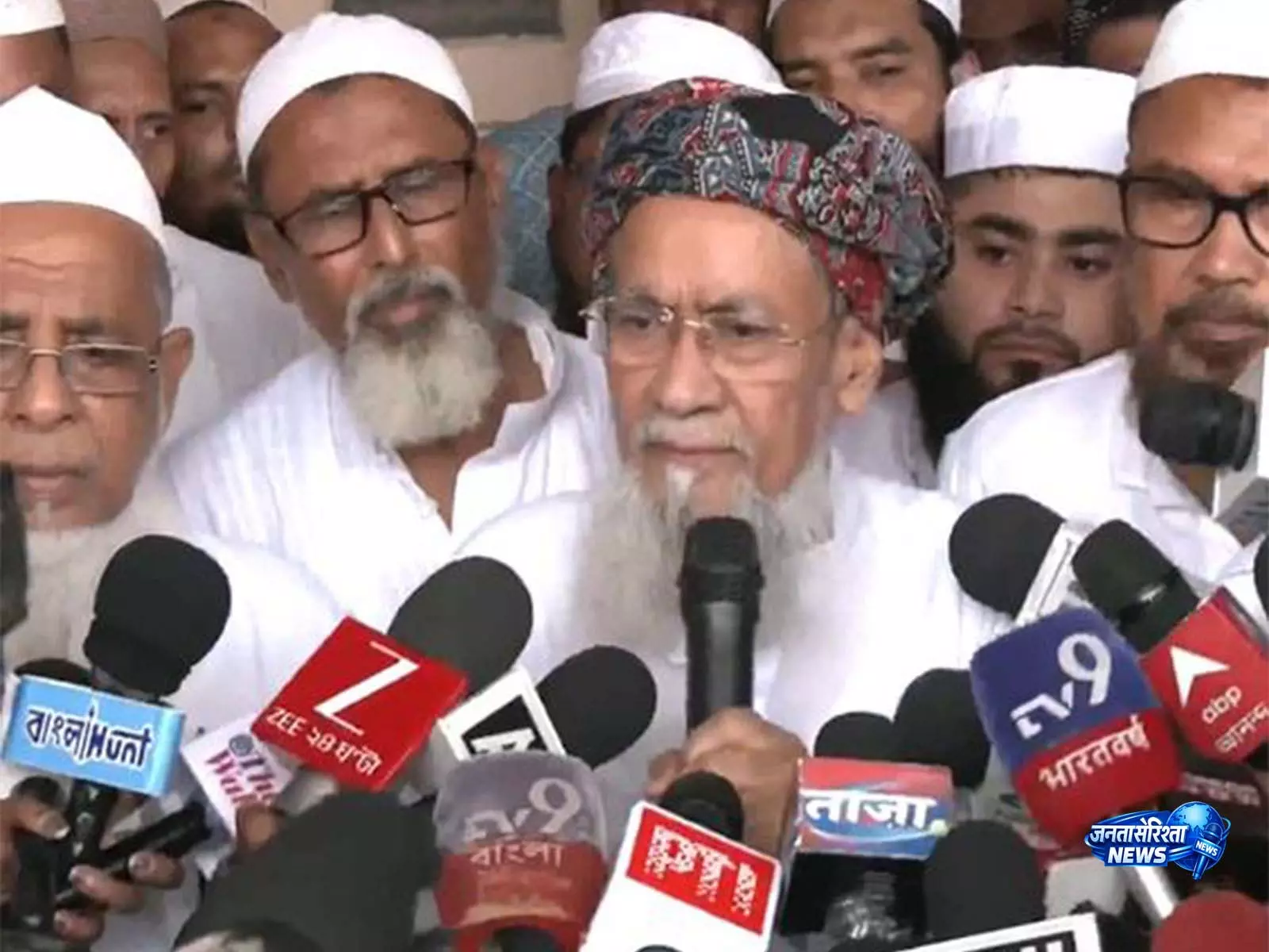बांकड़ा मस्जिद विवाद पर Jamiat का प्रदर्शन, बताया भारत के लिए काला दिन बांकड़ा मस्जिद विवाद पर Jamiat का प्रदर्शन, बताया भारत के लिए काला दिन