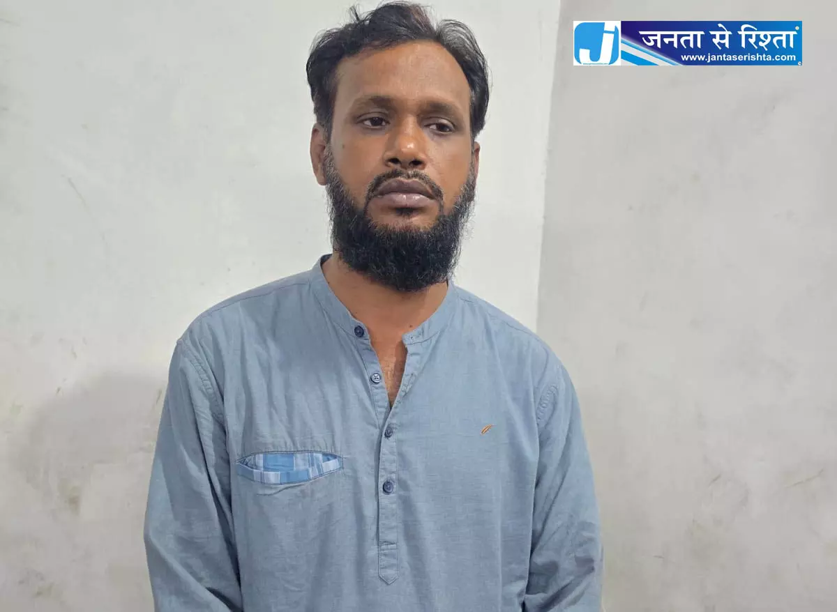 मुराद पूरी करने के नाम पर अश्लील हरकत, ईदगाहभाठा का बाबा गिरफ्तार मुराद पूरी करने के नाम पर अश्लील हरकत, ईदगाहभाठा का बाबा गिरफ्तार