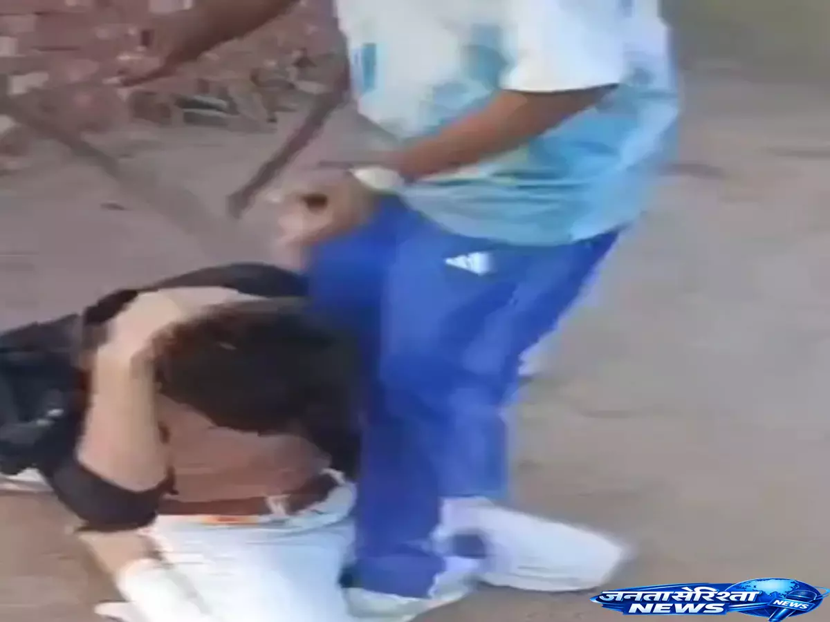Titavi में युवक से मारपीट मामला, पुलिस ने दो आरोपियों को पकड़ा Titavi में युवक से मारपीट मामला, पुलिस ने दो आरोपियों को पकड़ा