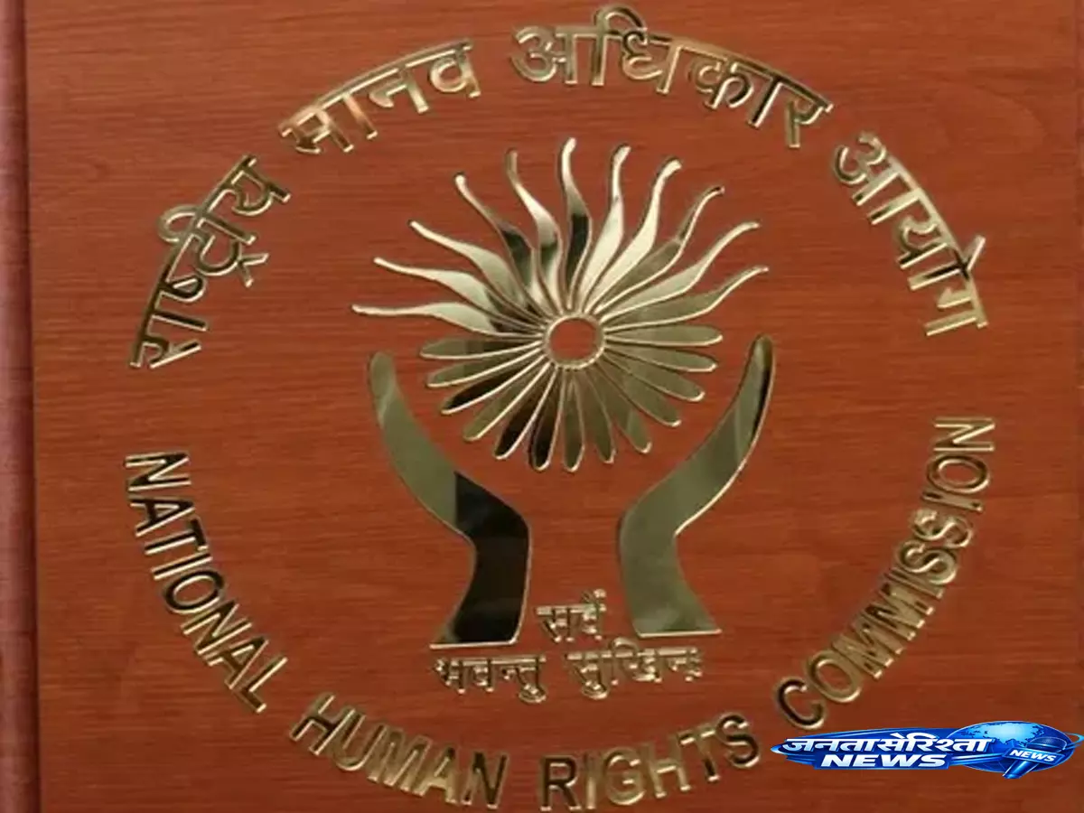 Noida में सीवर मौत मामला पहुंचा NHRC, सुरक्षा व्यवस्था पर उठे सवाल Noida में सीवर मौत मामला पहुंचा NHRC, सुरक्षा व्यवस्था पर उठे सवाल