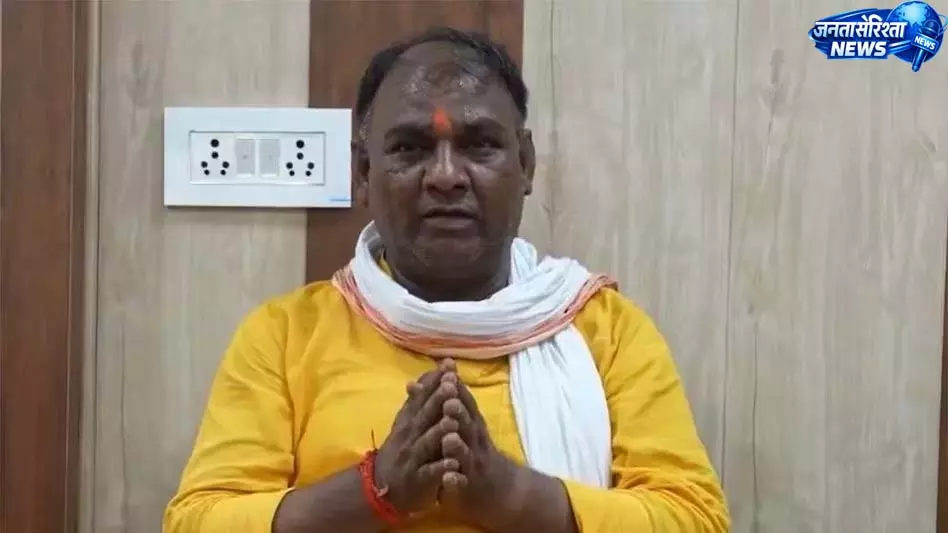 राम मंदिर चढ़ावा चोरी: टिन्नू और भतीजे मनीष को 39 घंटे की पुलिस रिमांड राम मंदिर चढ़ावा चोरी: टिन्नू और भतीजे मनीष को 39 घंटे की पुलिस रिमांड