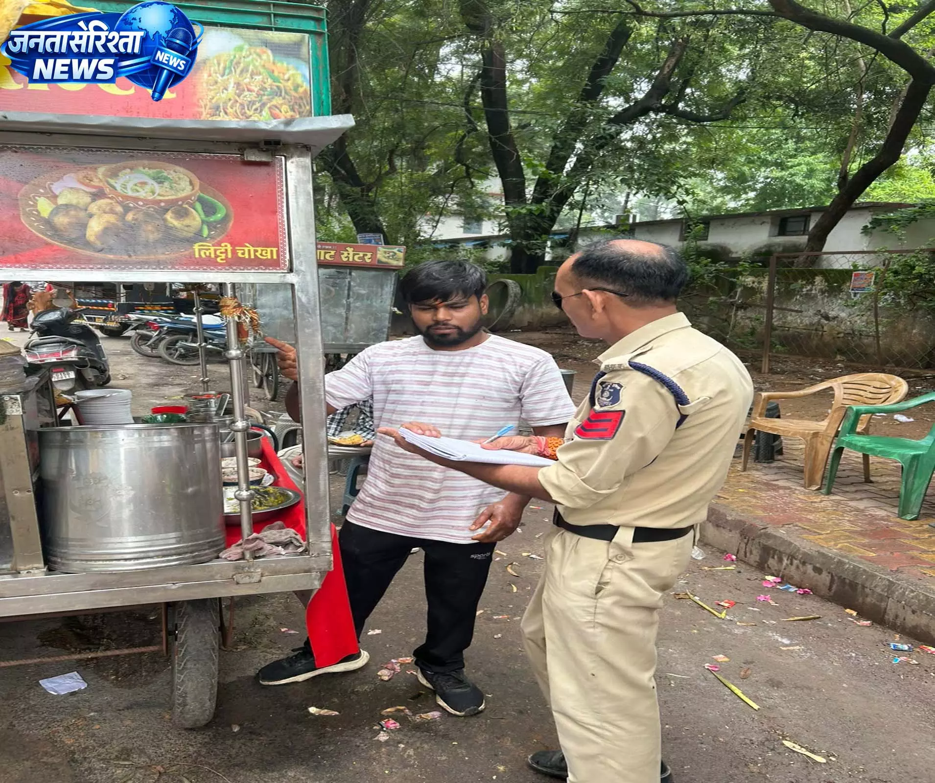 सरगुजा पुलिस का मुसाफिर चेकिंग अभियान तेज सरगुजा पुलिस का मुसाफिर चेकिंग अभियान तेज