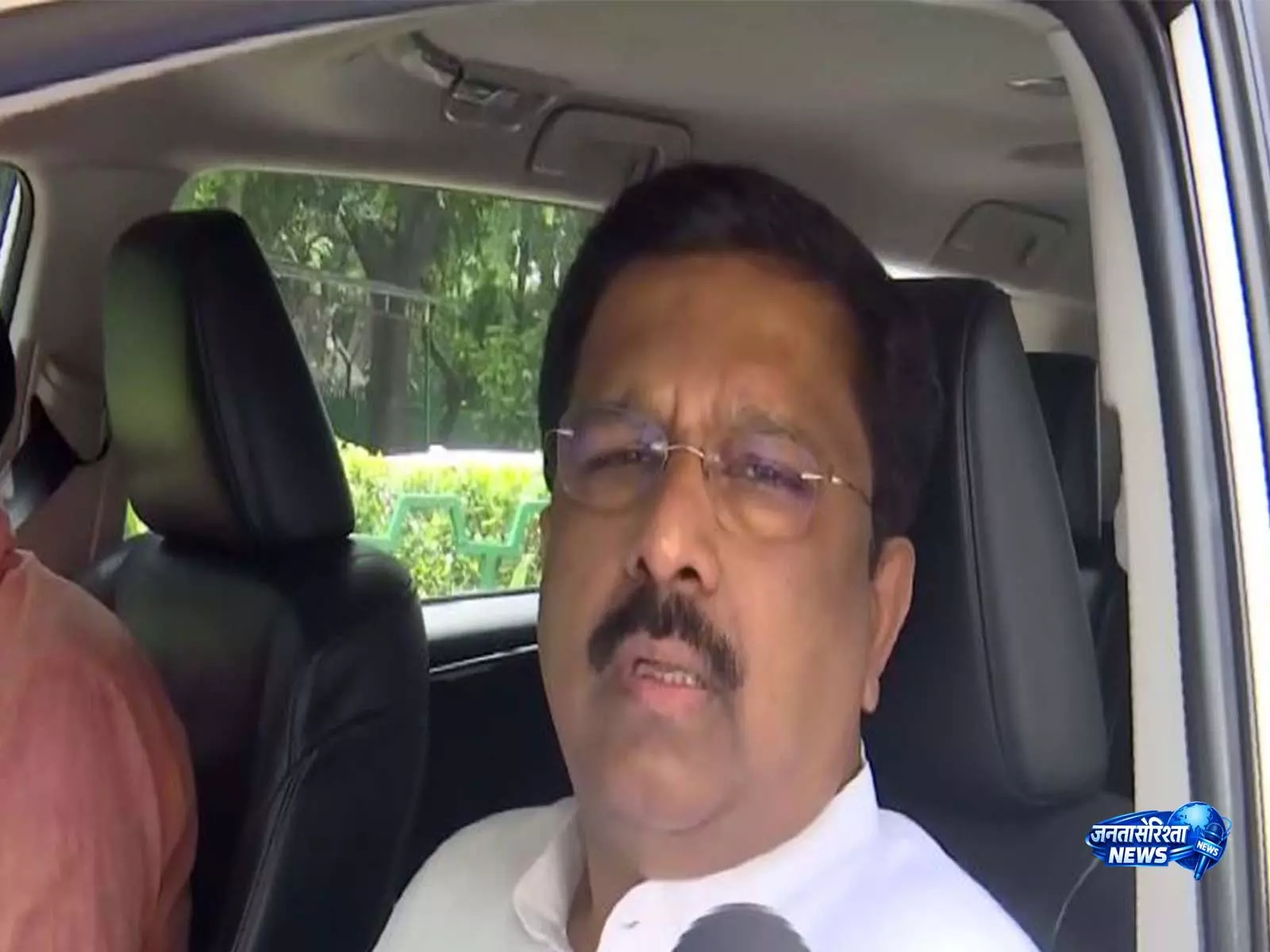 संविधान संशोधन बिलों पर कांग्रेस का BJP पर हॉर्स ट्रेडिंग का आरोप संविधान संशोधन बिलों पर कांग्रेस का BJP पर हॉर्स ट्रेडिंग का आरोप