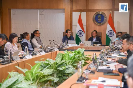 अरुणाचल कैबिनेट ने 7,834 करोड़ रुपए के पैकेज और बड़े सुधारों को दी मंजूरी अरुणाचल कैबिनेट ने 7,834 करोड़ रुपए के पैकेज और बड़े सुधारों को दी मंजूरी