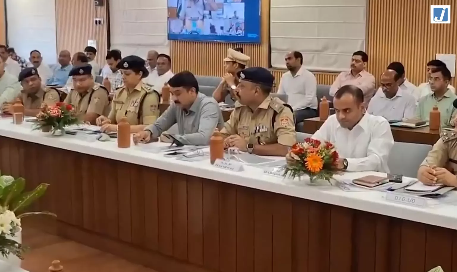 श्रावण कांवड़ मेले की तैयारियां तेज, 7 राज्यों के अधिकारियों की हरिद्वार में हाई लेवल बैठक श्रावण कांवड़ मेले की तैयारियां तेज, 7 राज्यों के अधिकारियों की हरिद्वार में हाई लेवल बैठक