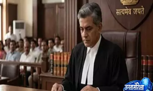 Delhi HC के फैसले से चार देशों में वीजा प्रक्रिया प्रभावित, केंद्र ने सुप्रीम कोर्ट में लगाई गुहार Delhi HC के फैसले से चार देशों में वीजा प्रक्रिया प्रभावित, केंद्र ने सुप्रीम कोर्ट में लगाई गुहार
