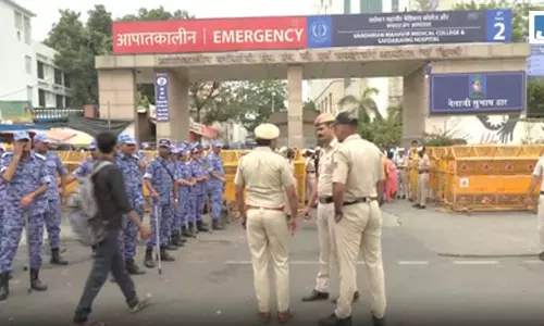 सोनम वांगचुक अस्पताल में भर्ती, पुलिस ने बढ़ाई सुरक्षा; पत्नी बोलीं- परिवार की सहमति के बिना न हो इलाज