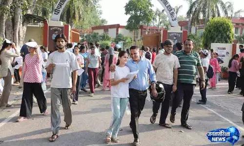 Delhi भाजपा सांसद पाठक का छात्रों को प्रेरक संदेश Delhi भाजपा सांसद पाठक का छात्रों को प्रेरक संदेश
