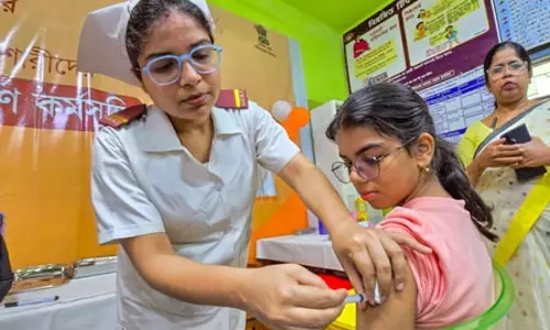 तमिलनाडु के सरकारी मेडिकल कॉलेजों में बीएससी नर्सिंग की 1,500 नई सीटें शुरू करने की योजना तमिलनाडु के सरकारी मेडिकल कॉलेजों में बीएससी नर्सिंग की 1,500 नई सीटें शुरू करने की योजना