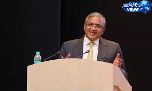 ECI की पहली मीडिया कॉन्फ्रेंस, CEC बोले- पारदर्शिता से मजबूत होगा लोकतंत्र ECI की पहली मीडिया कॉन्फ्रेंस, CEC बोले- पारदर्शिता से मजबूत होगा लोकतंत्र